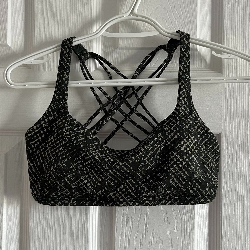 Lululemon Free to be Wild Bra